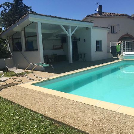 Отель La Grange Parisot  Экстерьер фото